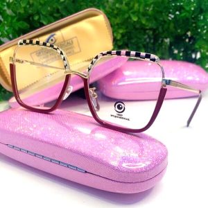 FEMME 10622261