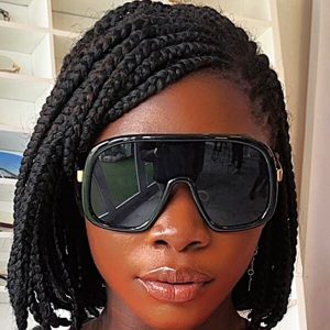 FEMME 10541345